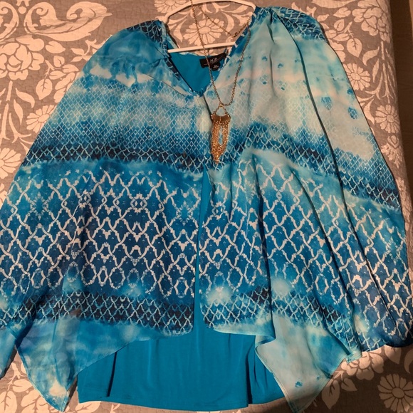 Pretty Top 🎀 - Picture 2 of 6